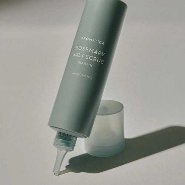 Šampūns–skrubis ar rozmarīnu Aromatica Rosemary Salt Scrub Shampoo