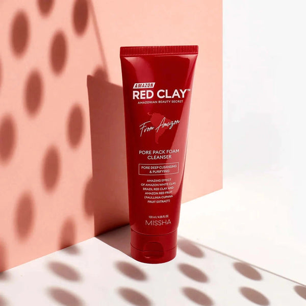 Putiņas-maska ar mālu poru attīrīšanai Missha Amazon Red Clay Pore Pack Foam Cleanser