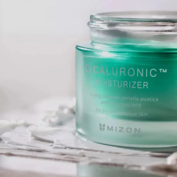 Krēms sejai ar cica-kompleksu MIZON Cicaluronic Moisturizer